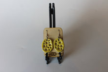 Load image into Gallery viewer, Earrings 22
