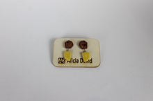 Load image into Gallery viewer, Earrings 20
